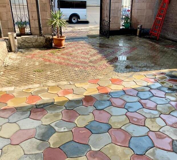 Hostel Travels In Comfort