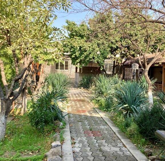 Hostel Travels In Comfort