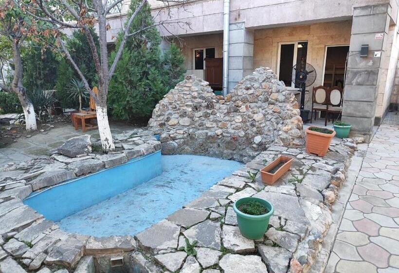 Hostel Travels In Comfort