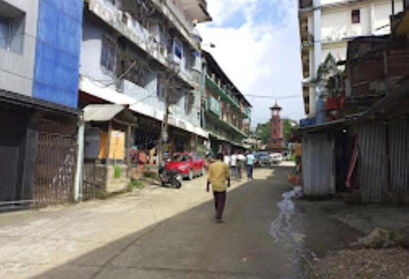 هتل Blue Pine Arunachal Pradesh