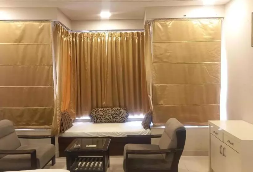 Hotel Kingfisher