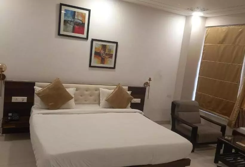 Hotel Kingfisher