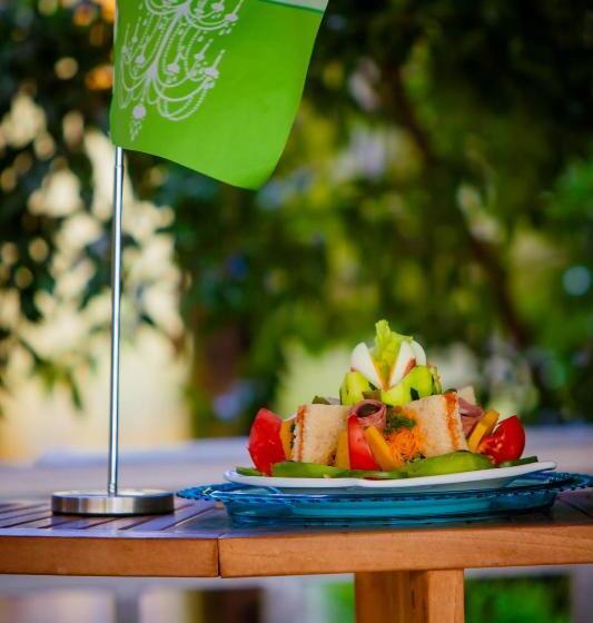 هتل Le Chandelier