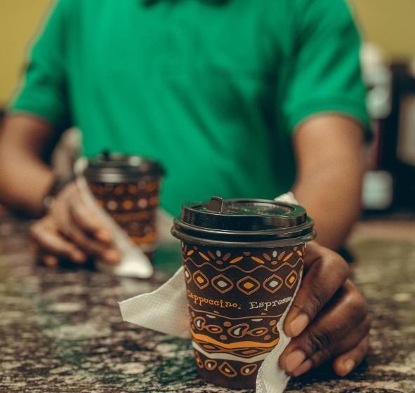 هتل Le Chandelier