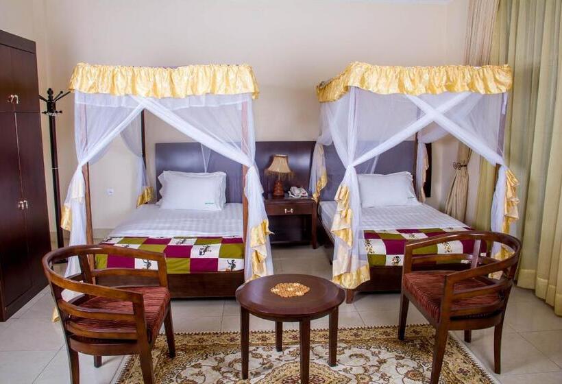 هتل Le Chandelier