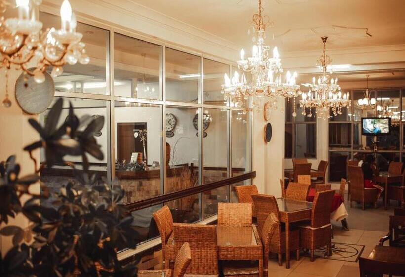 هتل Le Chandelier