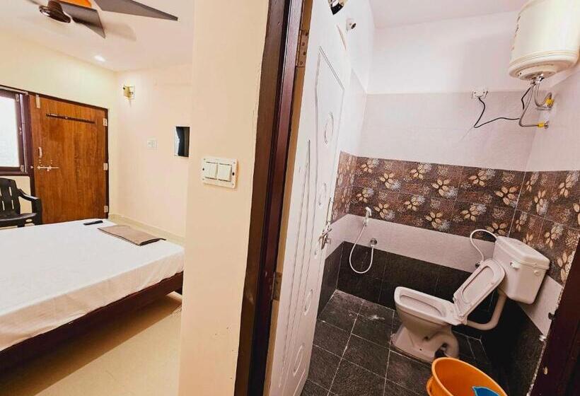 Hotel Oyo Flagship Gokul Residency