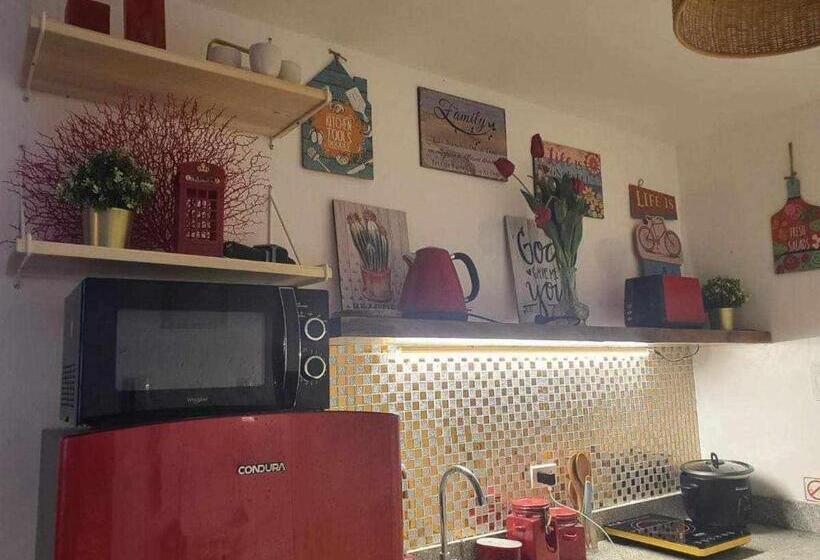 فندق Tagaytay Real Lifestyle Staycation