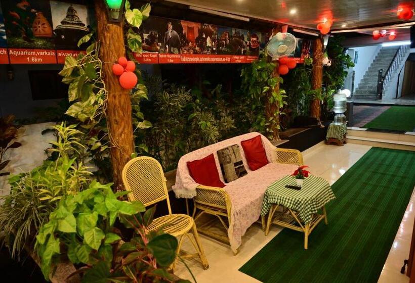 هتل Tamaara Inn Beach Resort