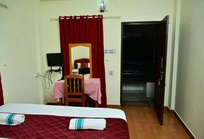 ホテル Tamaara Inn Beach Resort