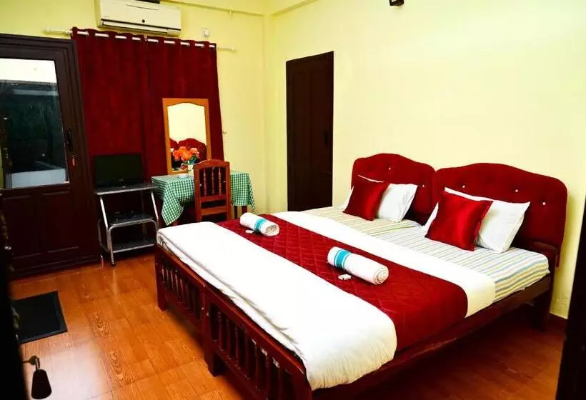 ホテル Tamaara Inn Beach Resort