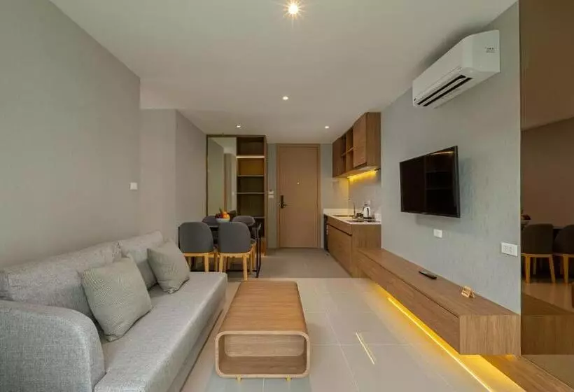Hotelli Wyndham Garden Naithon Phuket