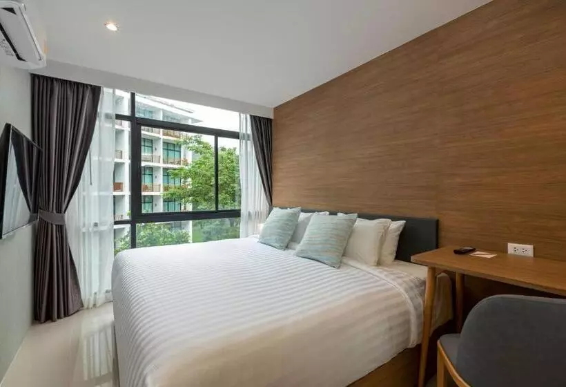 Hotelli Wyndham Garden Naithon Phuket