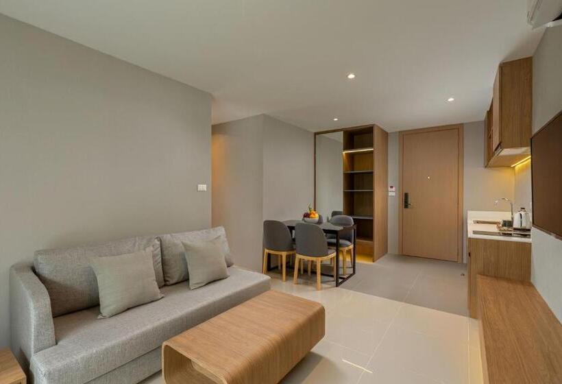 Hotel Wyndham Garden Naithon Phuket