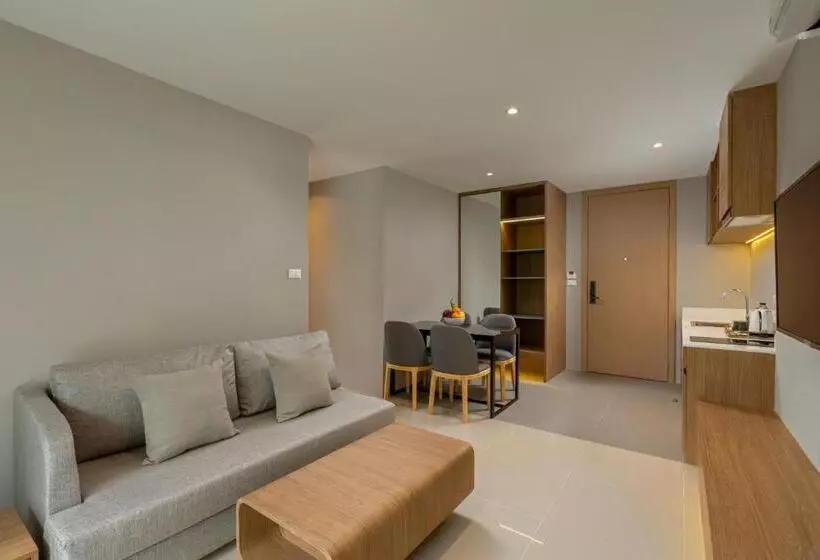 Hotelli Wyndham Garden Naithon Phuket