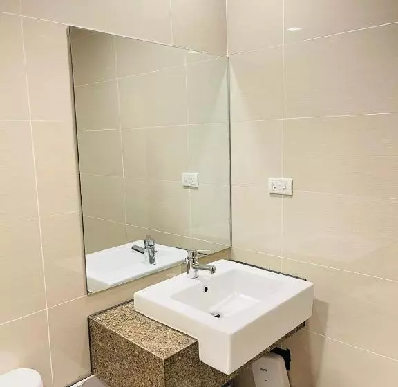 Mactan Newtown Beach Condo