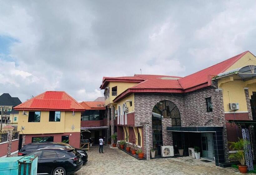 Owee Hotel Apartment And Suites