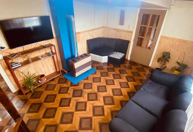 پانسیون Hostal Miraflores