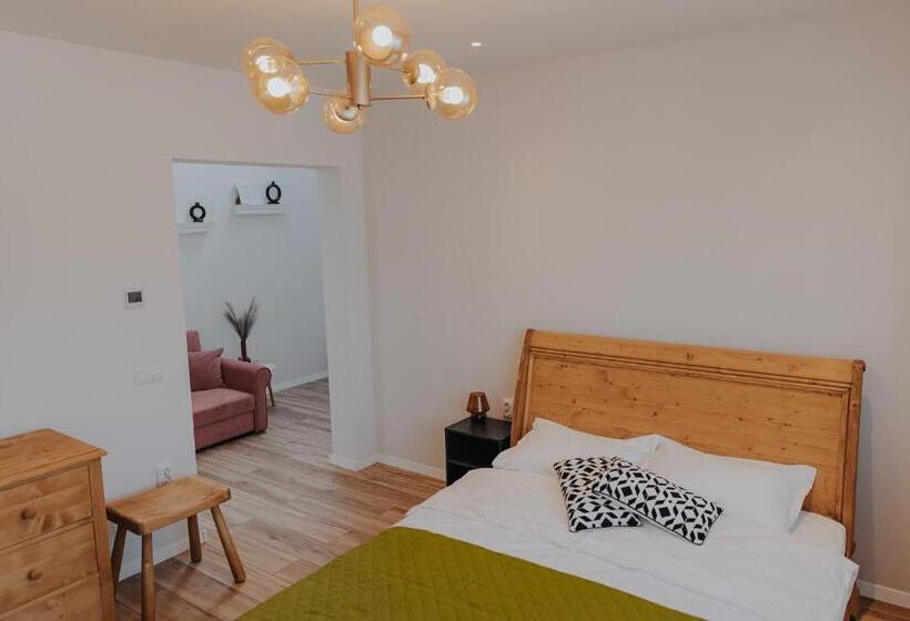 پانسیون Ioanaguesthouse