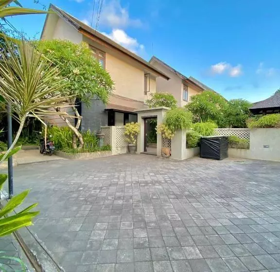 ペンション Meilds Property Kuta