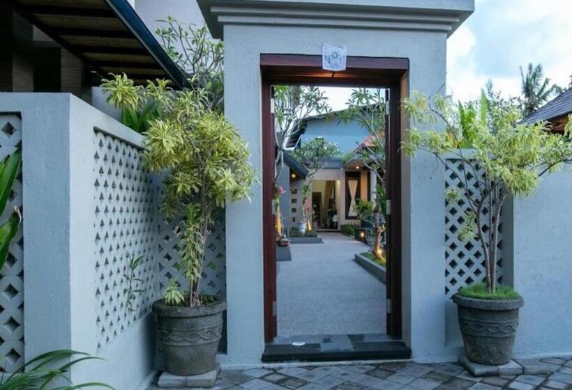 Пансион Meilds Property Kuta