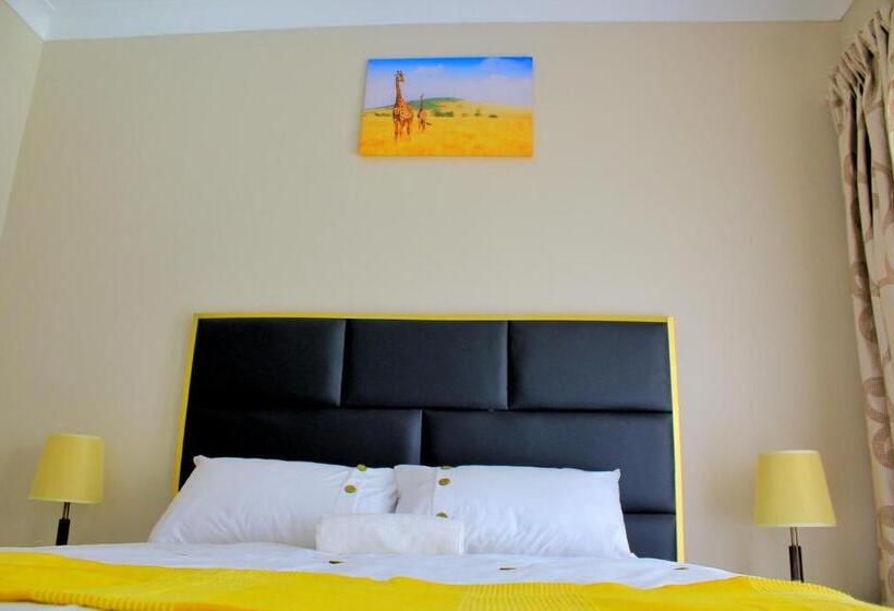 פנסיון Njomsguesthouse