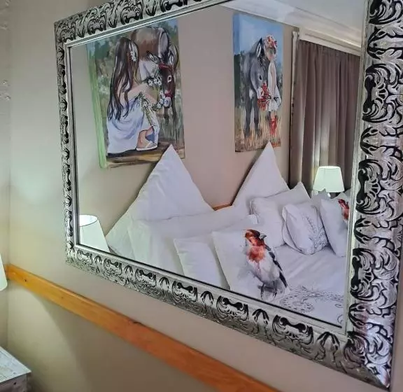 ペンション Rus En Rose Gastehuis