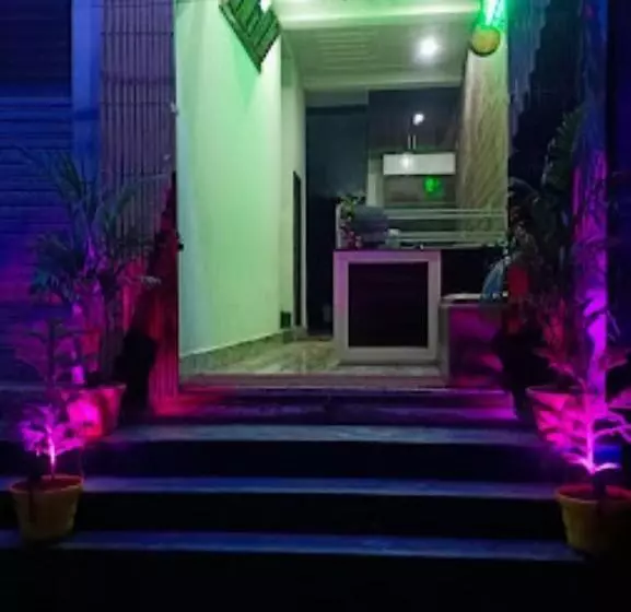 ペンション Shivkamna Guest House &hotel, Dehri
