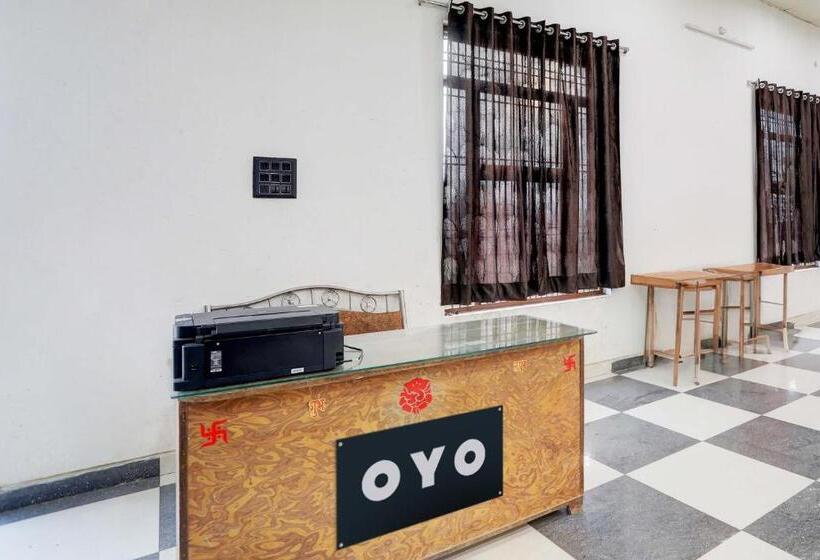 Spot On Hotel Happy Moonlight