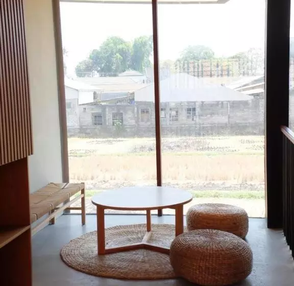 The Fields Hotel And Apartment