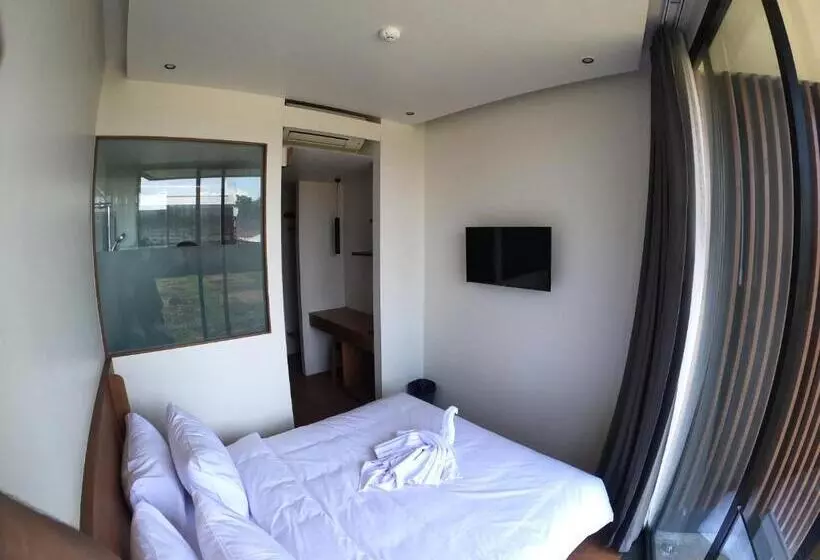 The Fields Hotel And Apartment