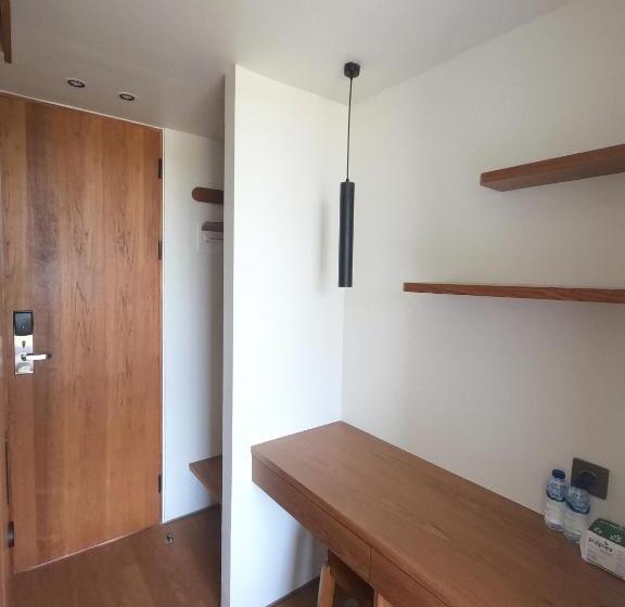 The Fields Hotel And Apartment