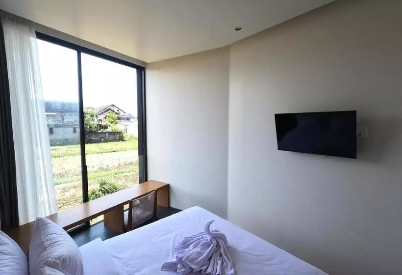 The Fields Hotel And Apartment