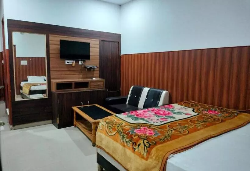 The Rai’s Palace   Hotel And Banquet