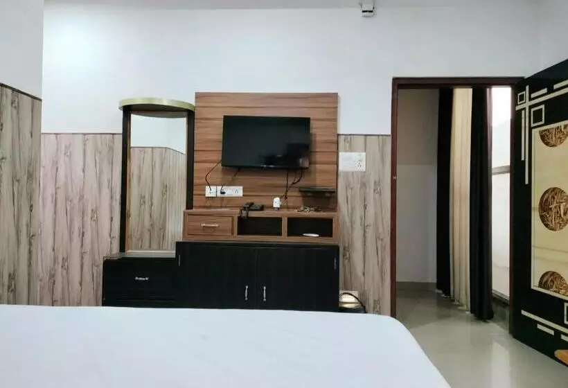 The Rai’s Palace   Hotel And Banquet