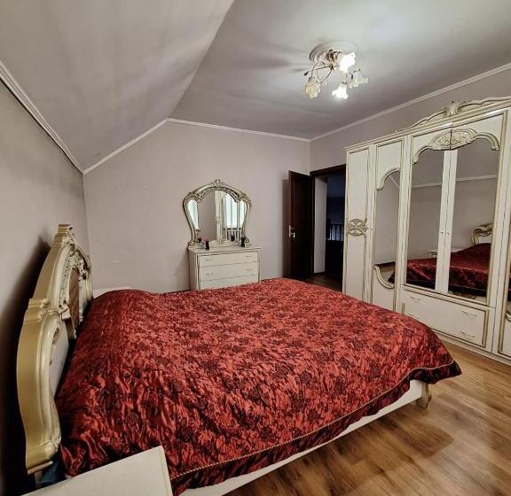 هاستل шах хостел халал