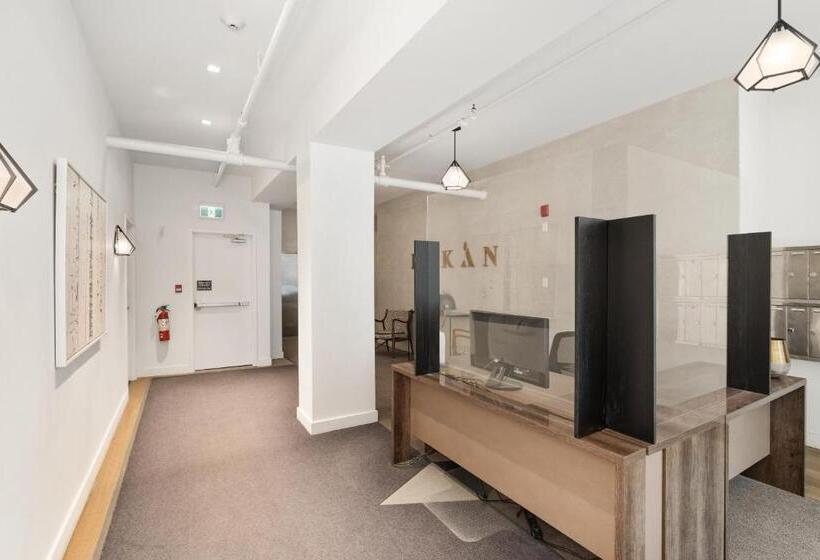 Bakan Palais Des Congres, Convention Centre