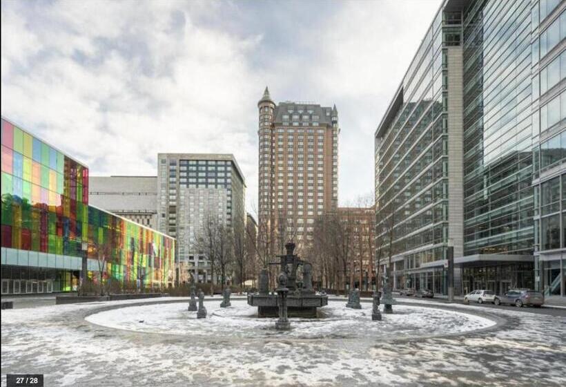 Bakan Palais Des Congres, Convention Centre