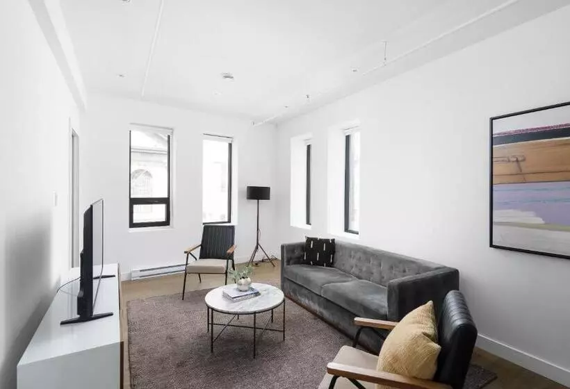 Bakan  Palais Des Congres, Convention Centre