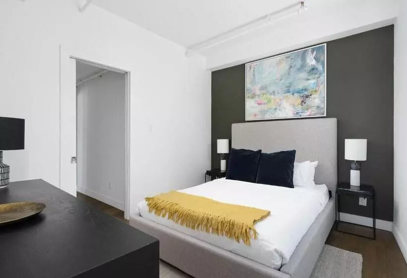 Bakan  Palais Des Congres, Convention Centre