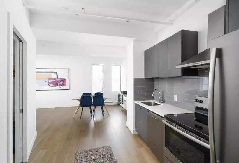 Bakan  Palais Des Congres, Convention Centre