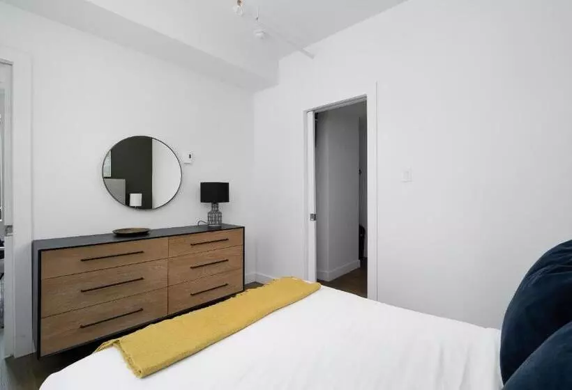 Bakan  Palais Des Congres, Convention Centre