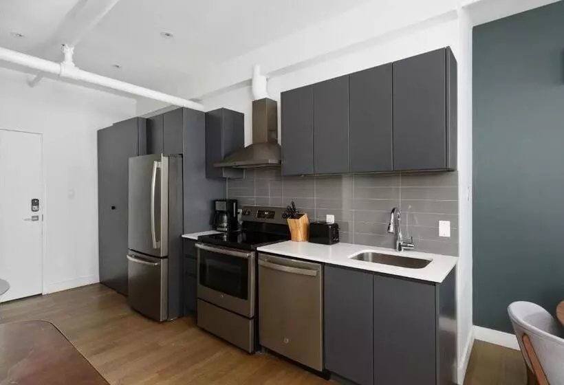 Bakan  Palais Des Congres, Convention Centre