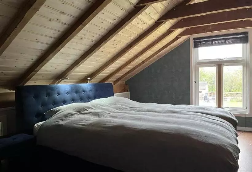 ベッドアンドブレックファースト Brour&bos