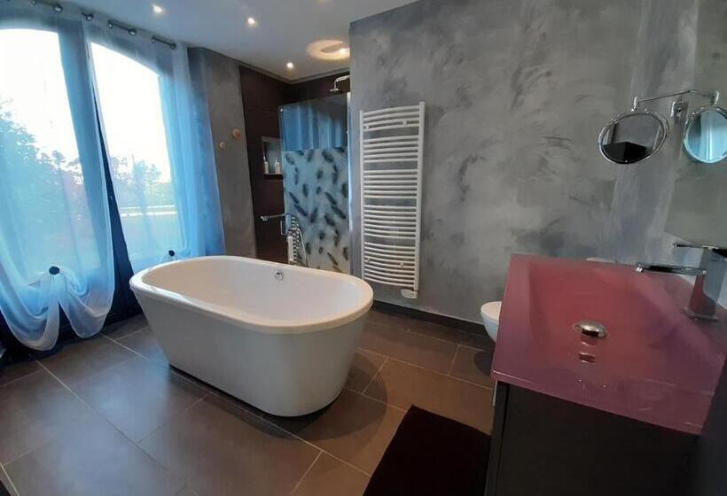 צימר Domaine Benester   Chambre Benjamin   4 épis