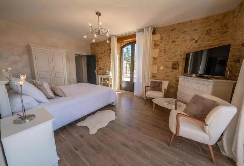 Aamiaismajoitus (B&B) Domaine Benester   Chambre Benjamin   4 épis