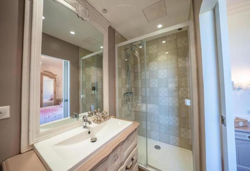 Bed and Breakfast Domaine Benester   Chambre Léonie   4 épis