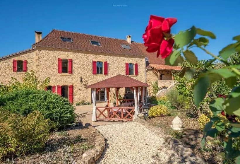 Aamiaismajoitus (B&B) Domaine Benester   Chambre Léonie   4 épis