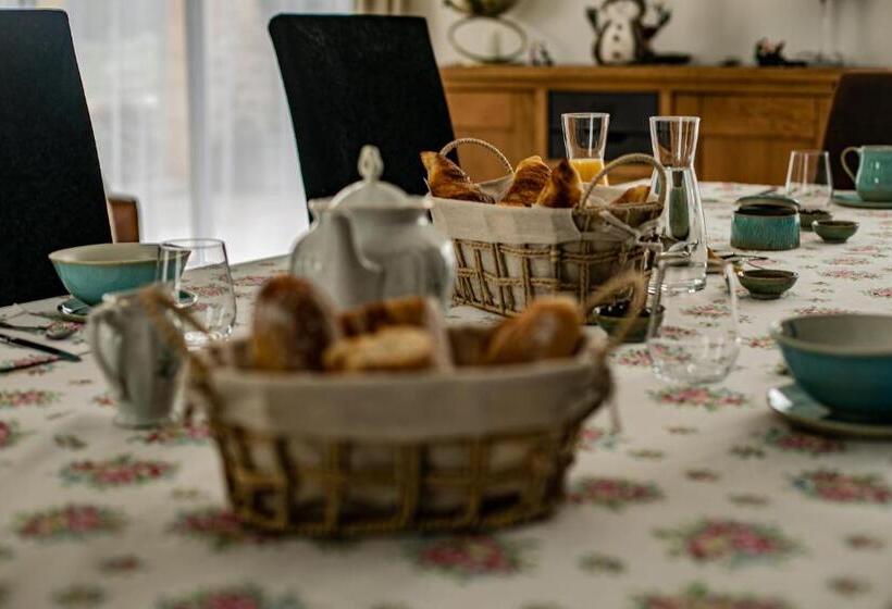 Bed and Breakfast Domaine Benester   Chambre Léonie   4 épis