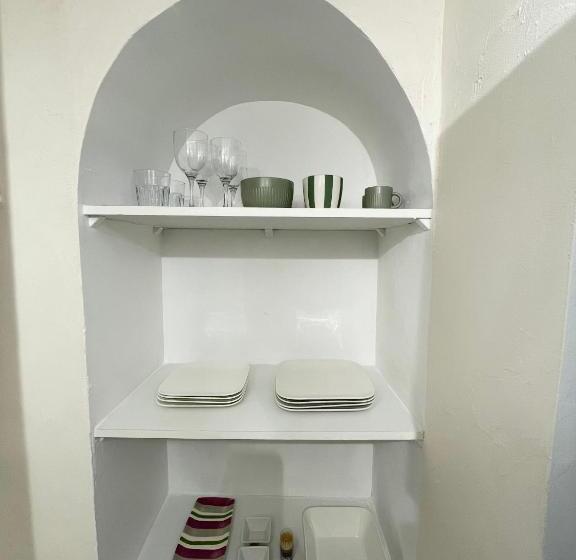 تختخواب و صبحانه Villa Canzomy